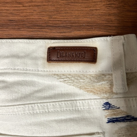Blank NYC Astor Cut Off Short White Embroidered Stretch Sz 29 - Picture 4 of 6
